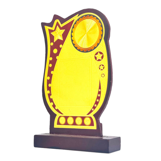 Personalized wooden memento plaque with star design