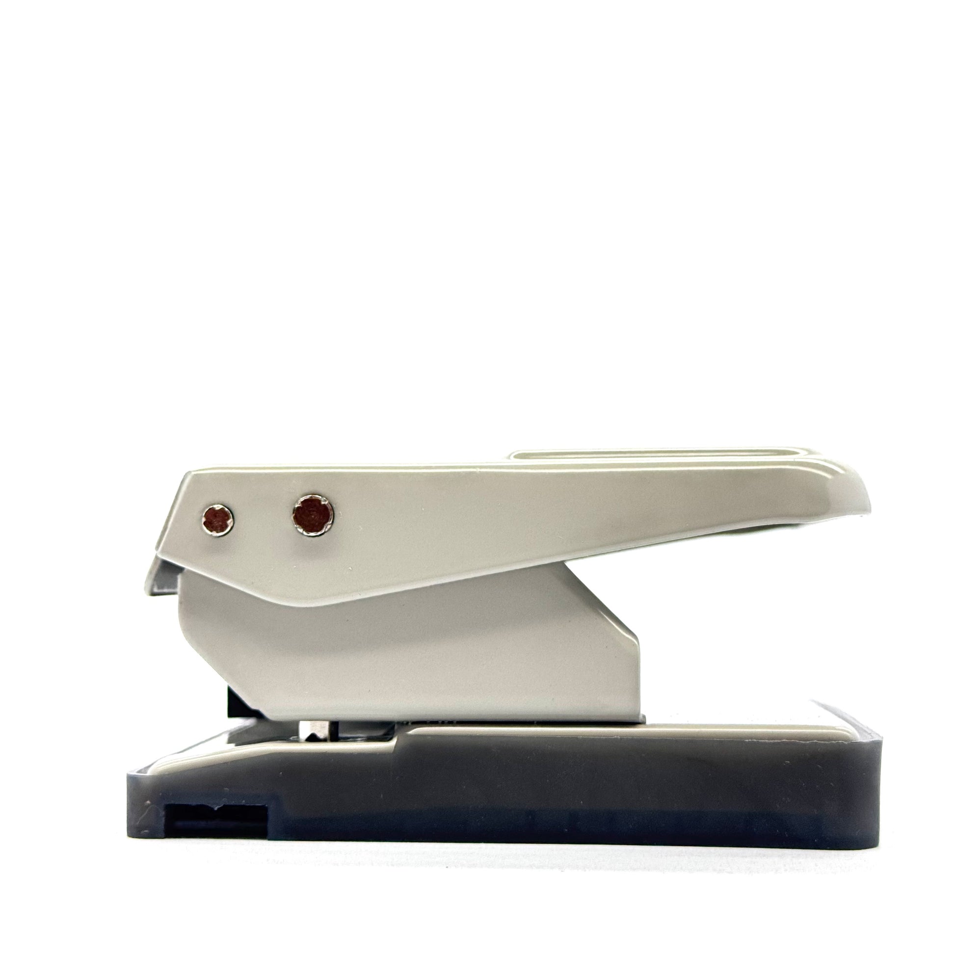 High-capacity 2-hole perforator for school and office